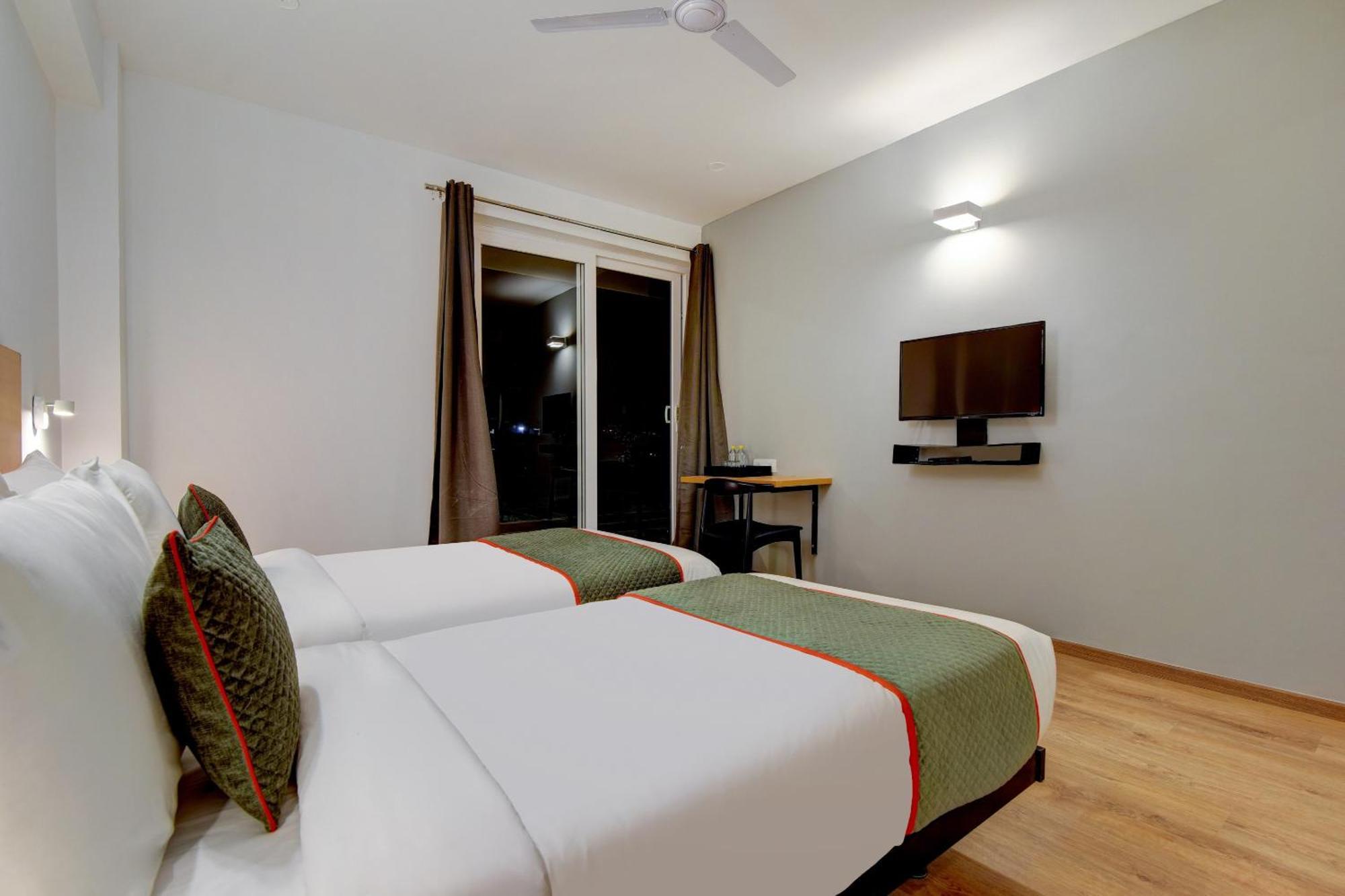 Townhouse Infinity Stays Gurgaon Ngoại thất bức ảnh